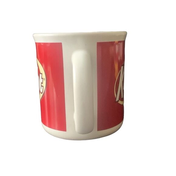 Pre Owned Kit Kat Red White Coffee Mug The Perfect Addition to Your Morning Rout - Picture 7 of 10